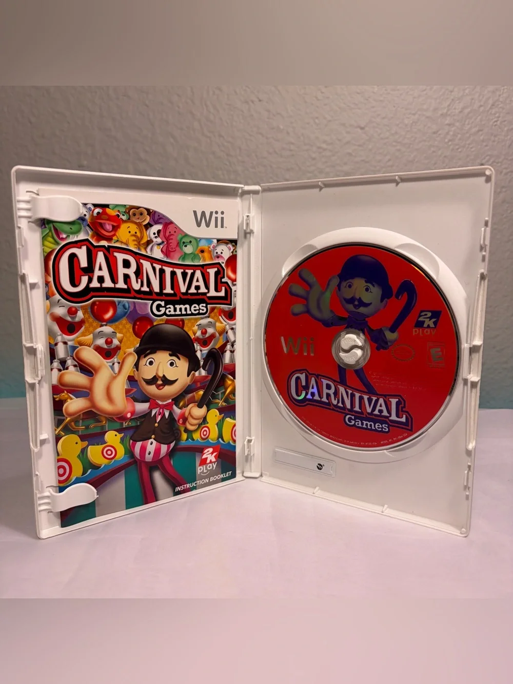 Carnival Games (Nintendo Wii, 2007) - CIB Complete In Box Tested & Works Game